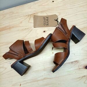 FRYE AND CO. Tan Strappy Heels